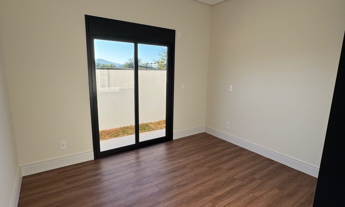 WhatsApp Image 2026-01-27 at 14.11.42 (1)