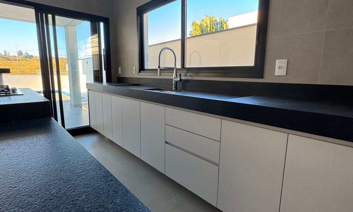 WhatsApp Image 2026-01-27 at 14.11.47 (2)