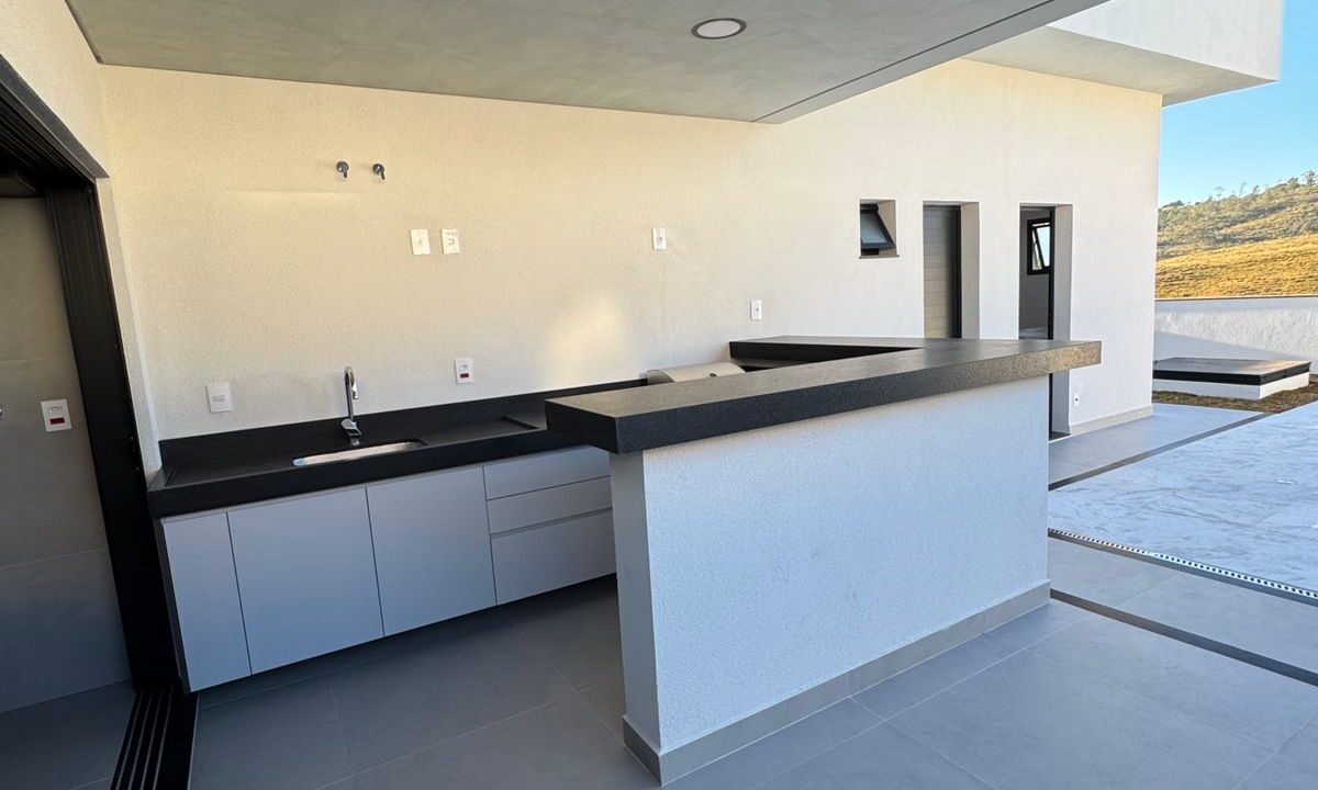 WhatsApp Image 2026-01-27 at 14.11.48 (2)