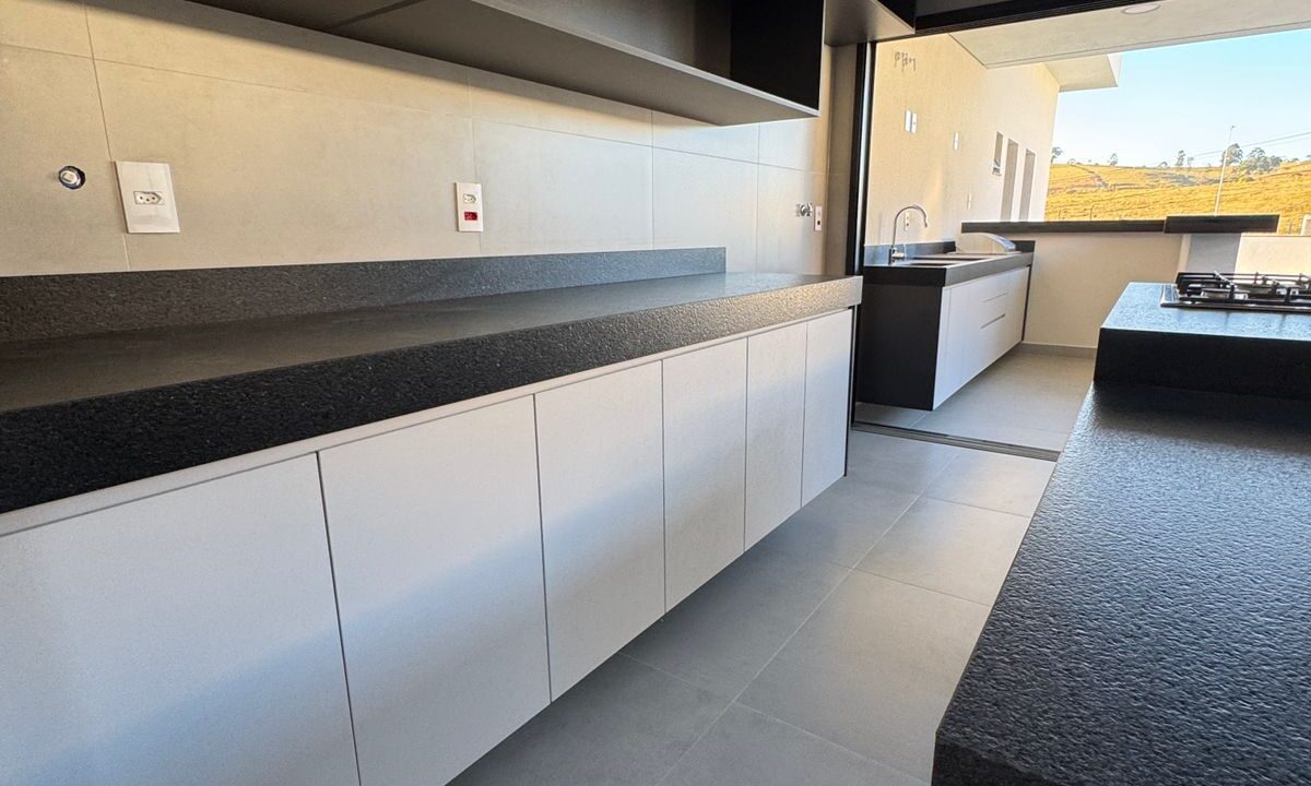 WhatsApp Image 2026-01-27 at 14.11.50 (2)